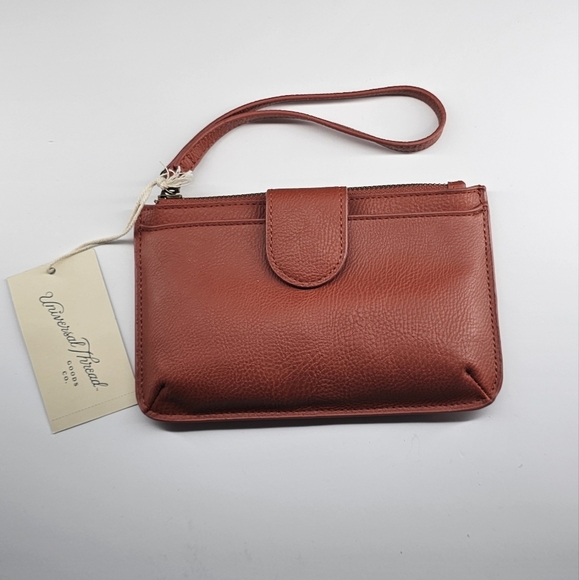 Universal Thread Handbags - UNIVERSAL THREADS WRISLET FAUX LEATHER
